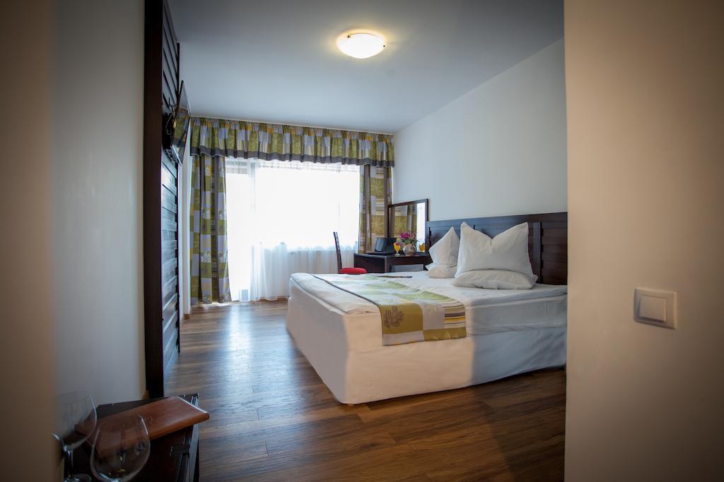 Roata Faget Inn Cluj-Napoca Quarto foto